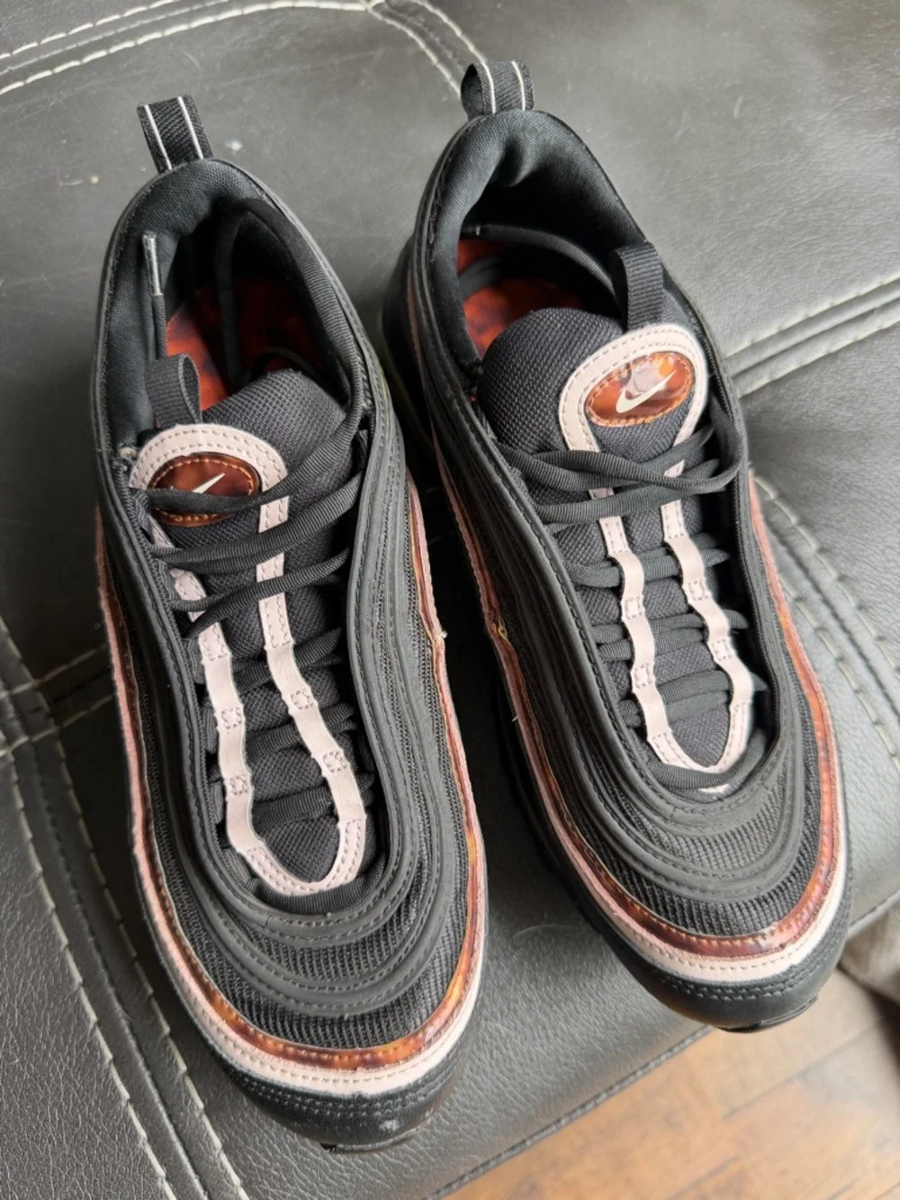 Nike Black Athletic Sneakers with White Swoosh - Picture 2 of 8